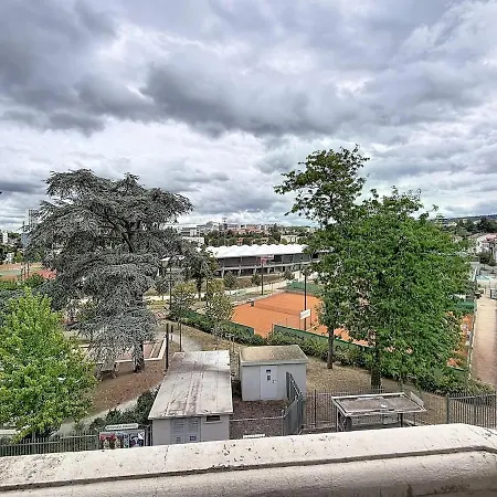 Vue Stade Philippe Marcombre 5 Pers 128 Liberation B * Clermont-Ferrand